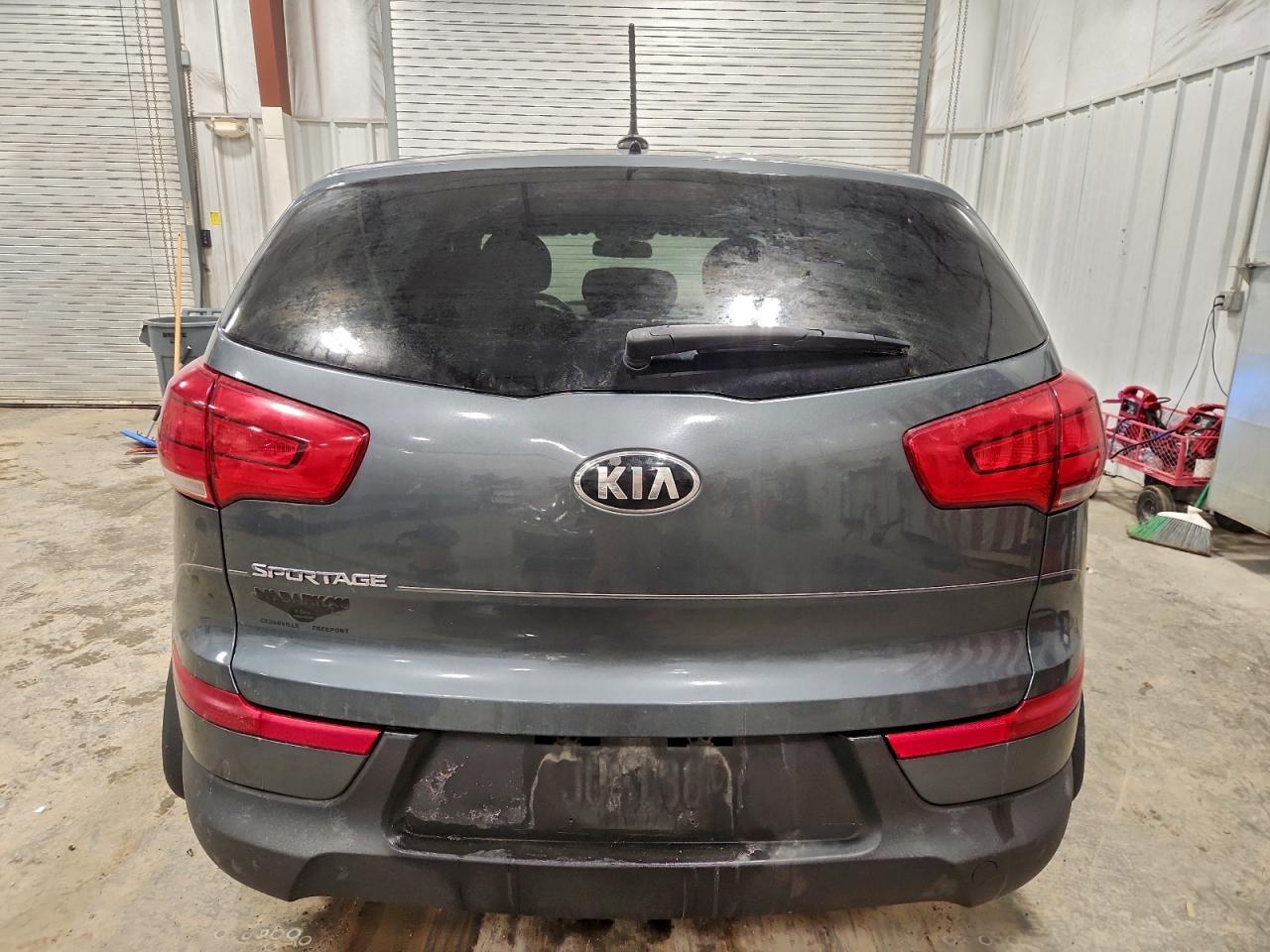 Kia Sportage Base Image 6