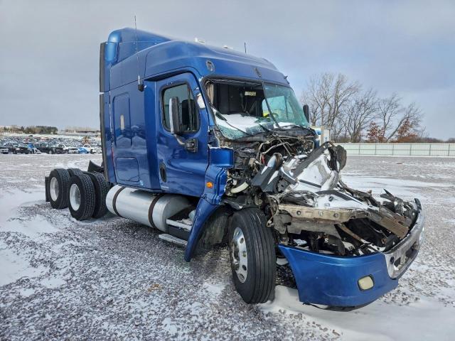  Salvage Freightliner Cascadia