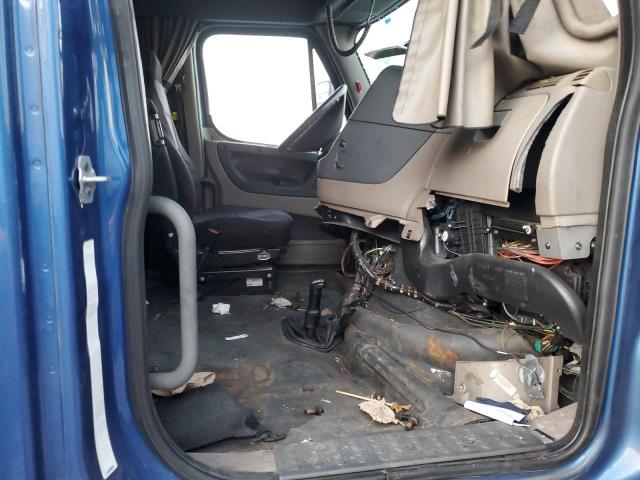 Freightliner Cascadia Image 7