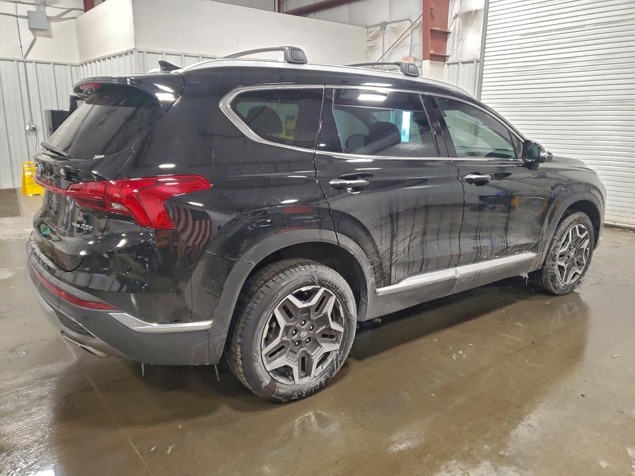 Hyundai SANTA FE Limited Image 2