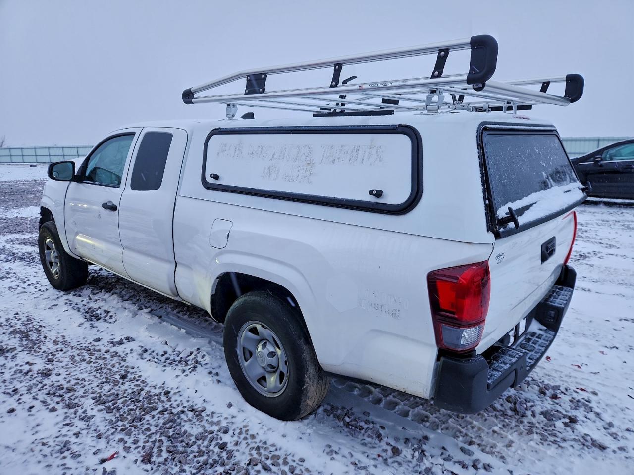 Toyota Tacoma Access Cab Image 3