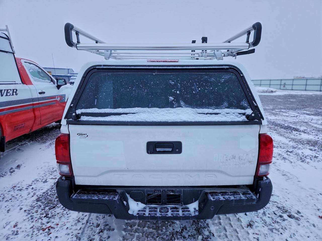 Toyota Tacoma Access Cab Image 7