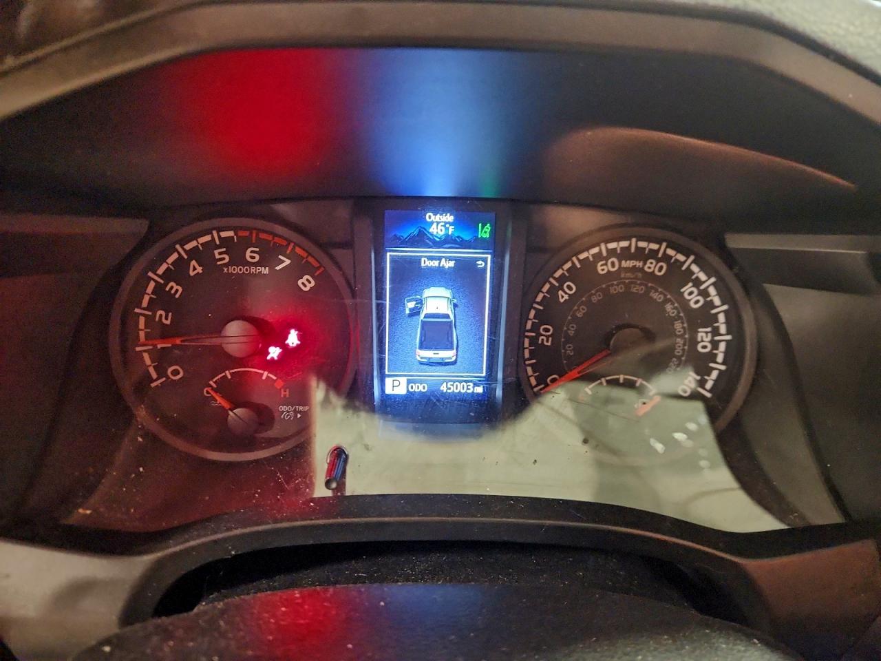 Toyota Tacoma Access Cab Image 11