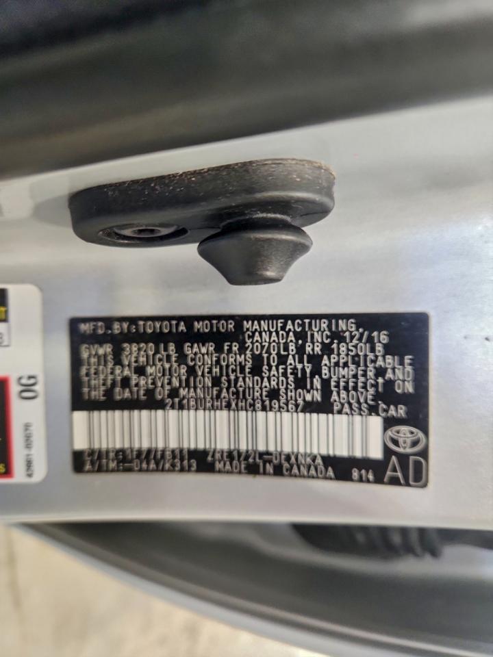 Toyota Corolla L Image 4