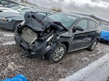  Salvage Hyundai TUCSON