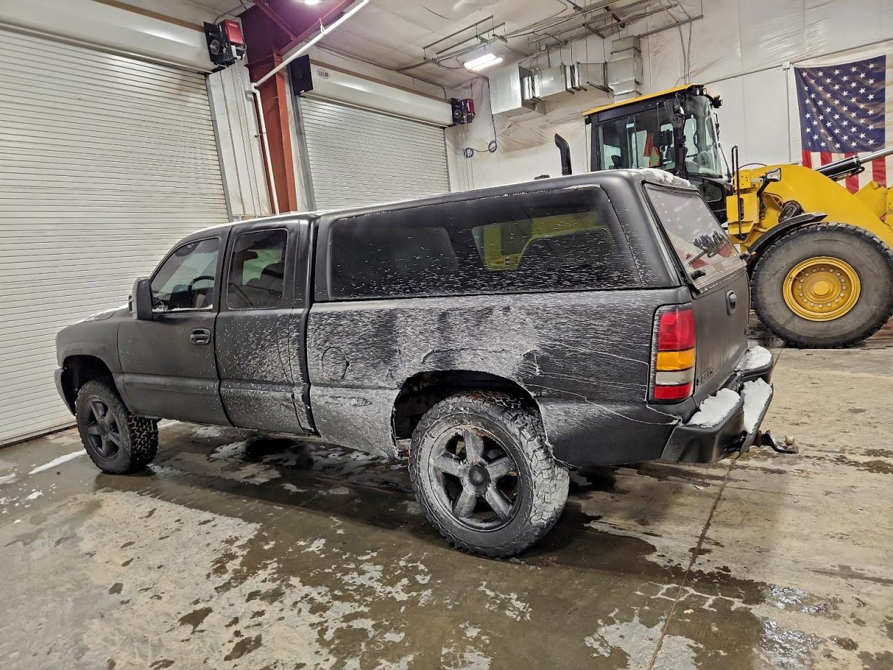 GMC Sierra K1500 Image 3