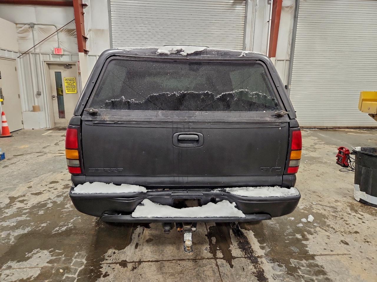 GMC Sierra K1500 Image 11