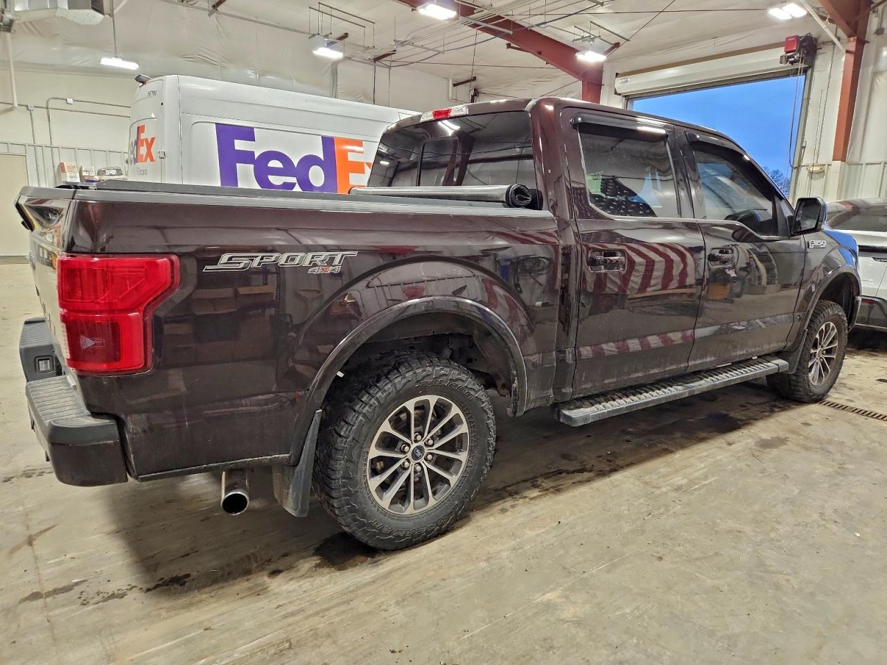 Ford F-150 Supercrew Image 7