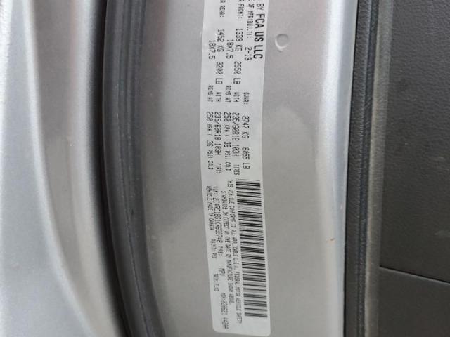 Chrysler Pacifica Touring L Image 7