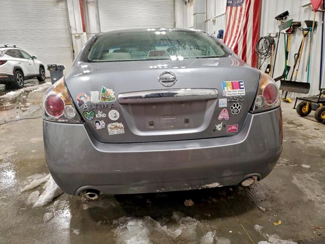 Nissan Altima 2.5 Image 10