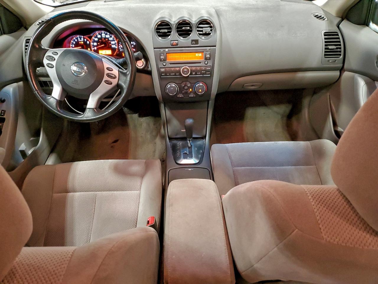 Nissan Altima 2.5 Image 6