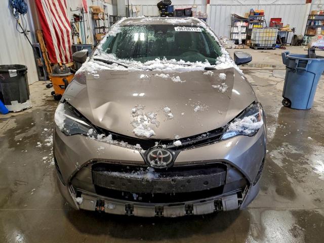 Toyota Corolla L Image 4