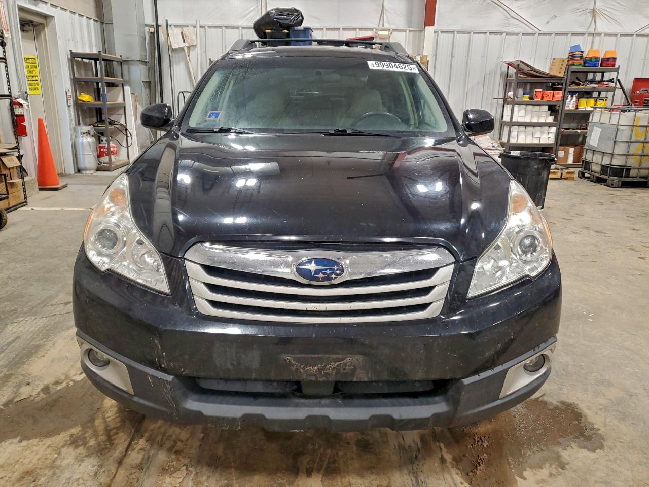 Subaru Outback 2.5i Premium Image 2