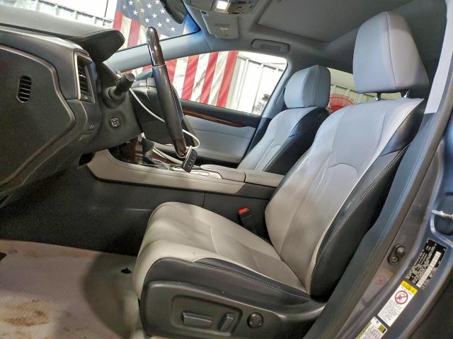 Lexus RX 350 Base Image 12