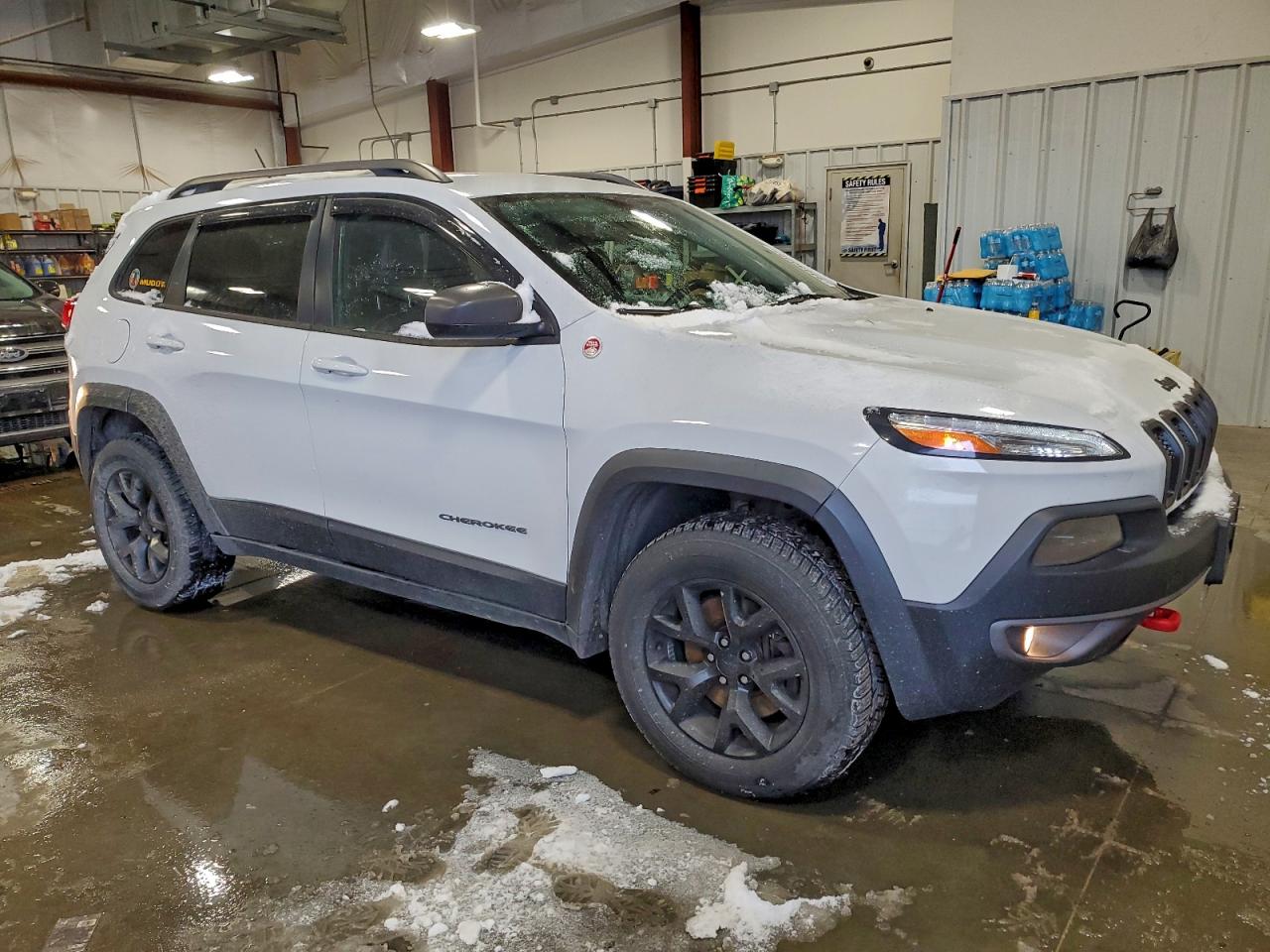 Jeep Cherokee Trailhawk Image 5