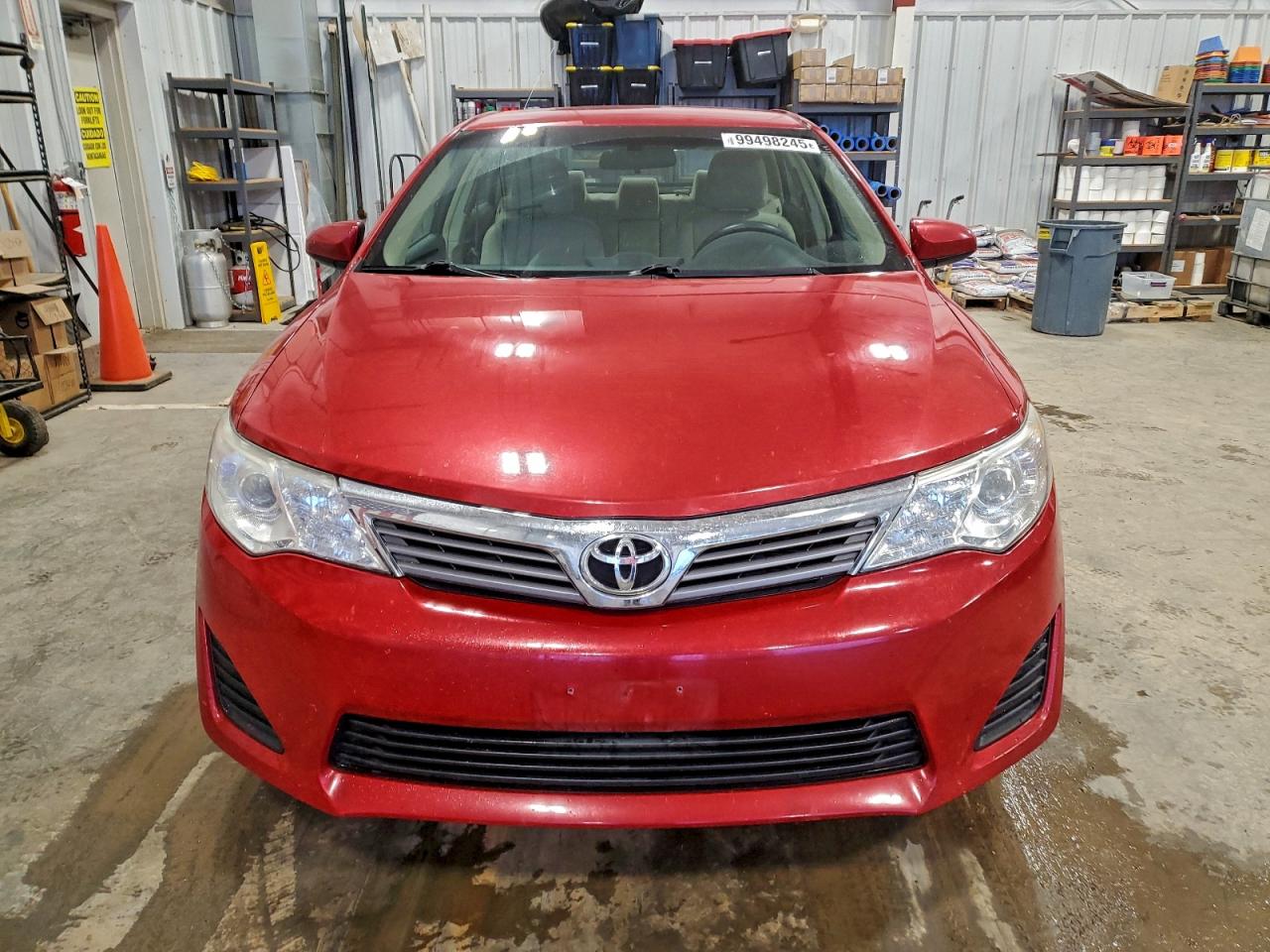 Toyota Camry Base Image 10
