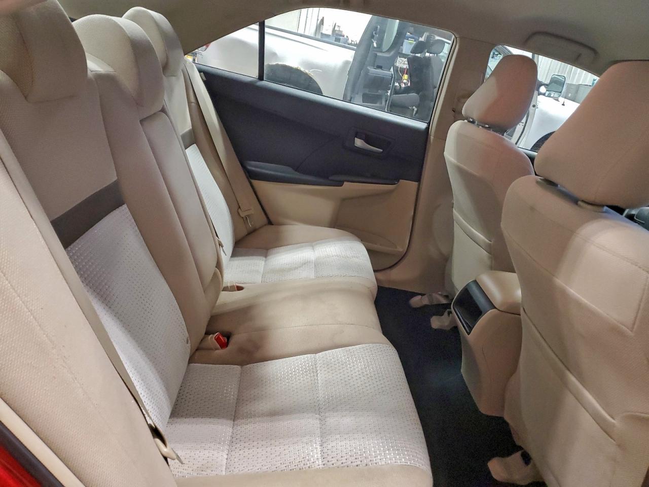 Toyota Camry Base Image 5