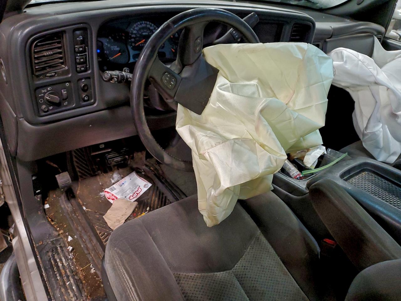 Chevrolet Silverado K2500 Heavy Duty Image 6