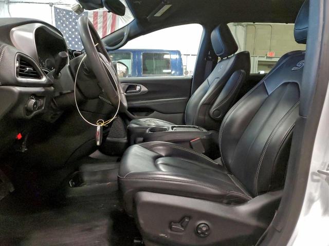 Chrysler Pacifica Touring L Image 8