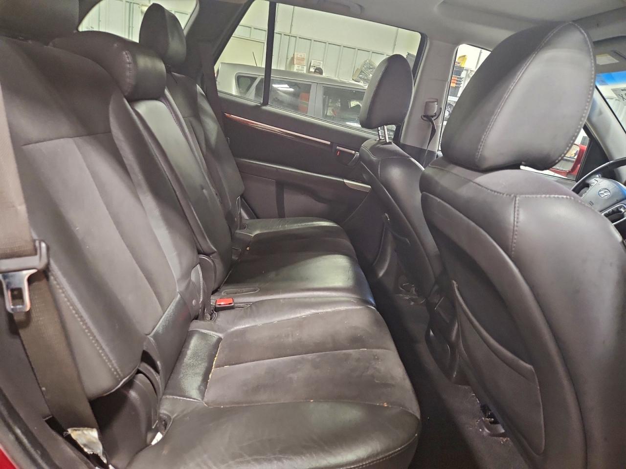 Hyundai SANTA FE Se Image 12