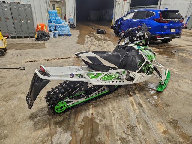 Arctic Cat Snowmobile Image 2