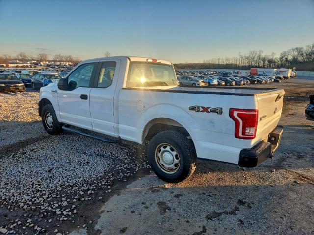 Ford F-150 Super Cab Image 5