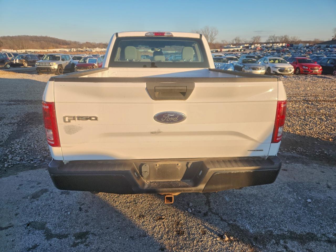 Ford F-150 Super Cab Image 10